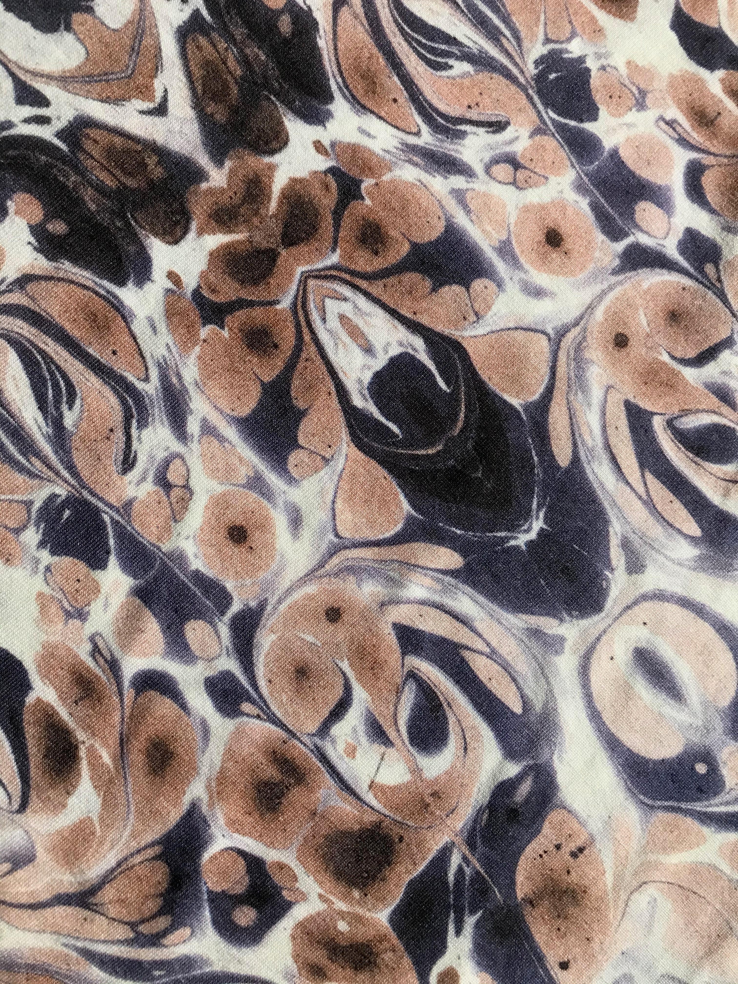 Babero estampado Papel3