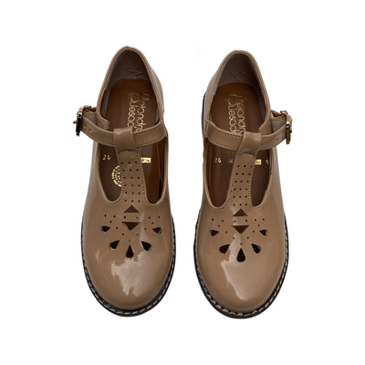 ZAPATOS GOMA CHAROL NUDE