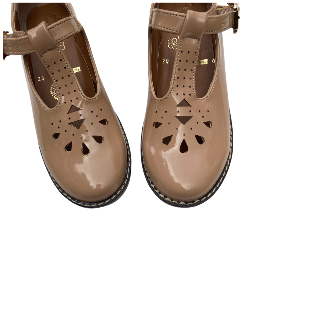 ZAPATOS GOMA CHAROL NUDE