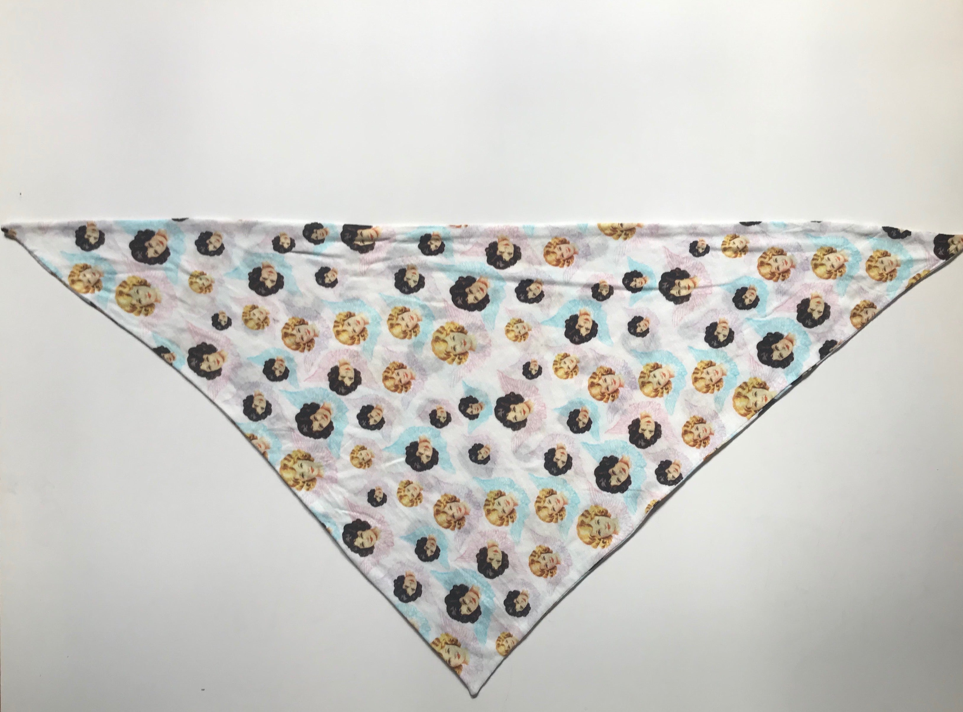 Babero estampado Ángeles